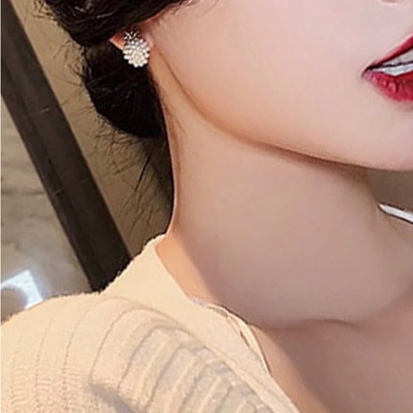 New Free People Pineapple Fruit Stud Earrings ~ Minimalist Vibes - Picture 10 of 13